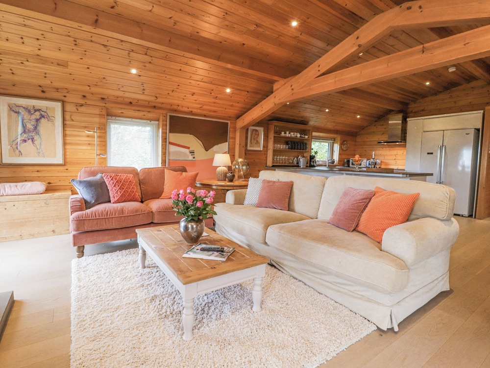 Artisan Lodge