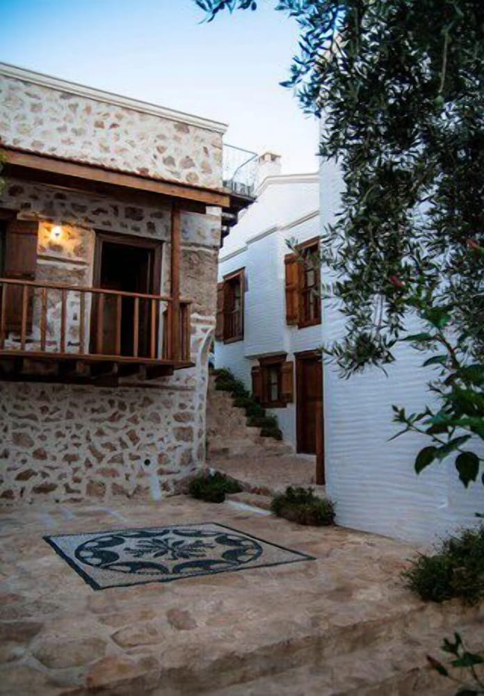 Courtyard Hotel Kalkan