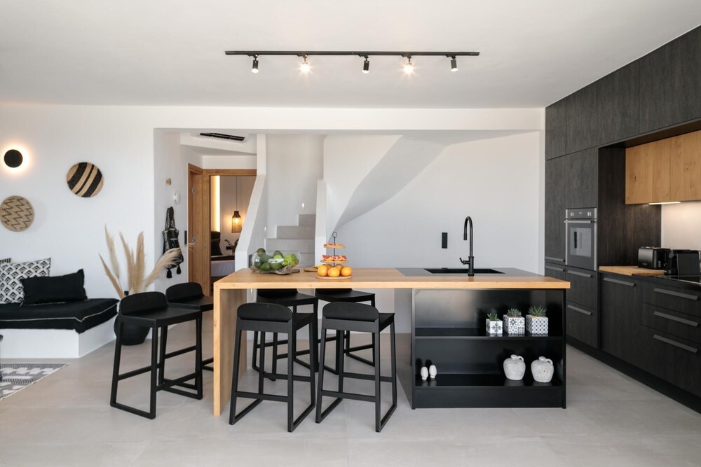 Villa Anamnisis by Anamnesia Collection