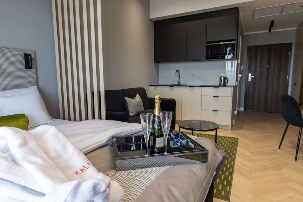 Apartment in Szczecin With Pool and Terrace