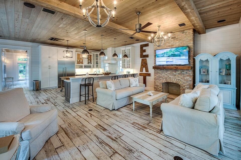 WaterColor Reunions 7 Bedroom Holiday Home by Five Star Properties