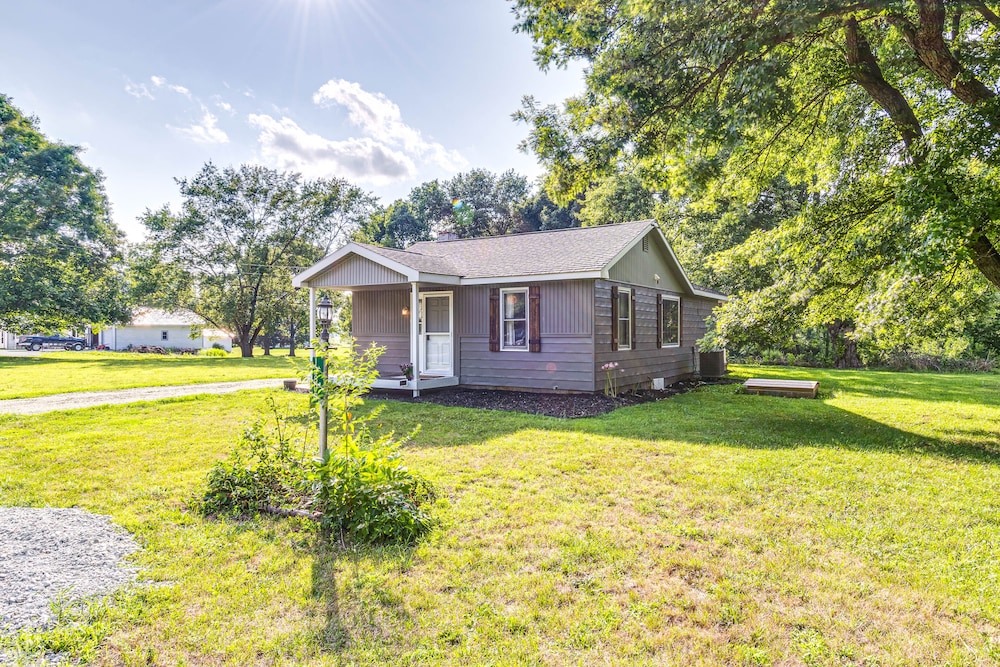 Pet-friendly Indiana Home w/ Porch, Near Downtown! - Property Image 9