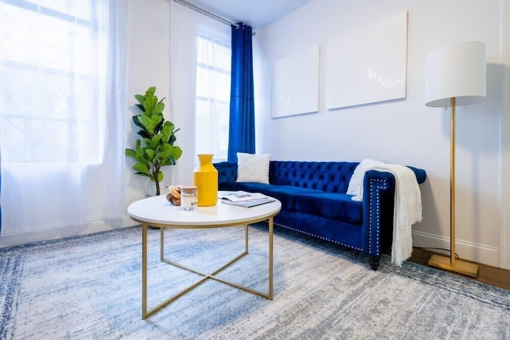 1435 UES Apartment