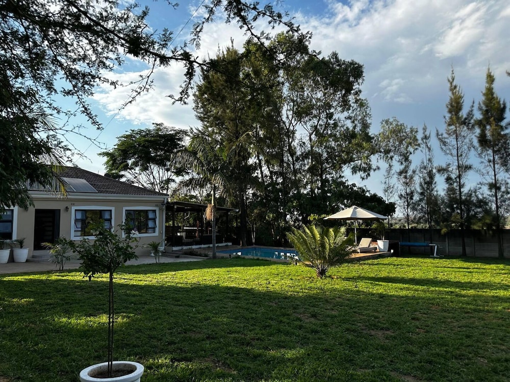 Stunning 2 bed With Pool - 2275