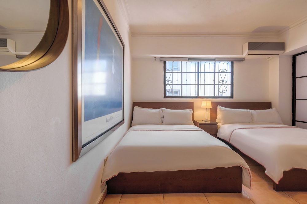 Apartment in Bella Vista Sleeps 10