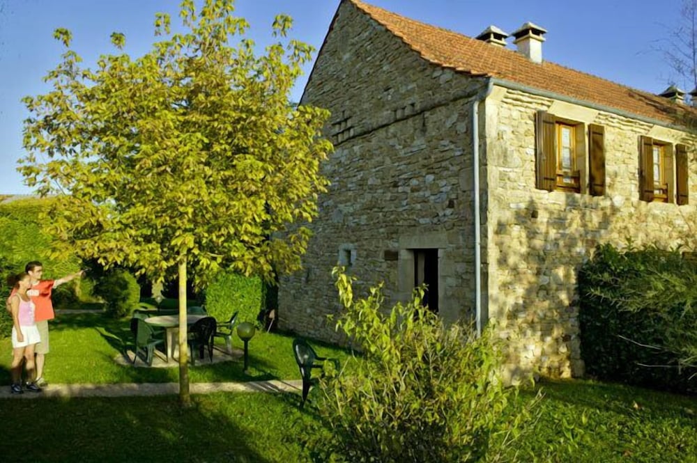 Combas Village De Gites