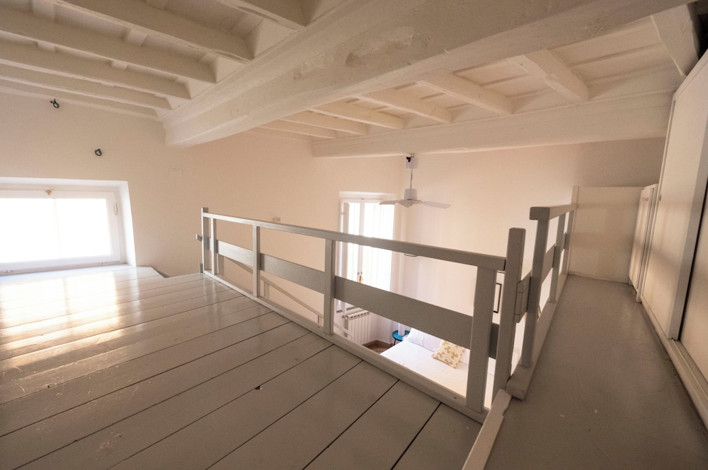 Pantheon Apartments