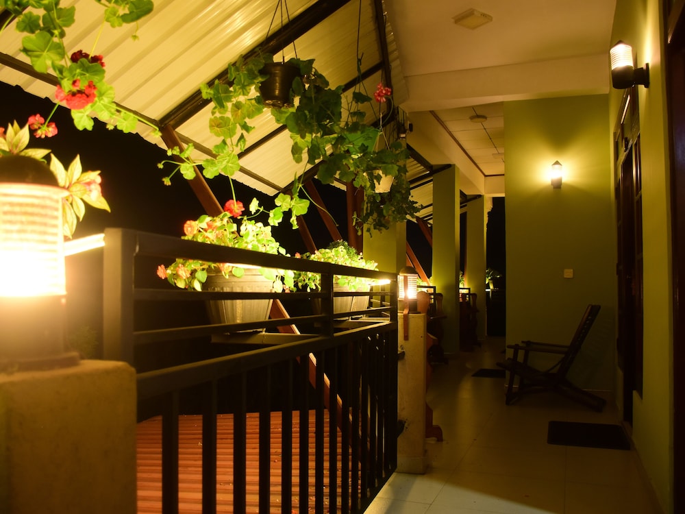 Grand View Guest House & Restaurant