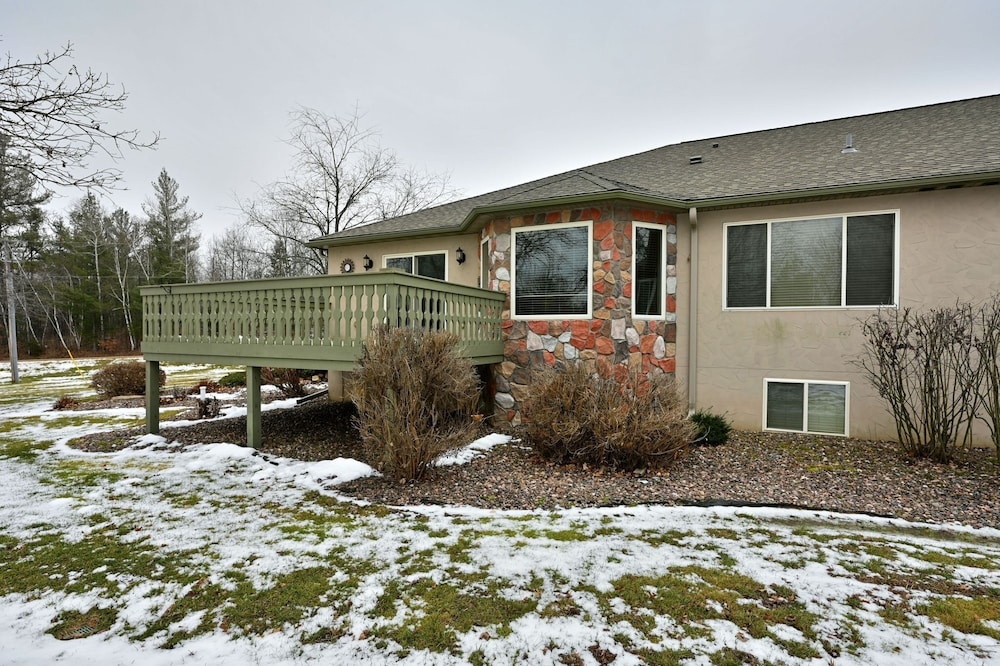 Unit 701 5 Bd 3 Ba 5 Bedroom Condo by RedAwning