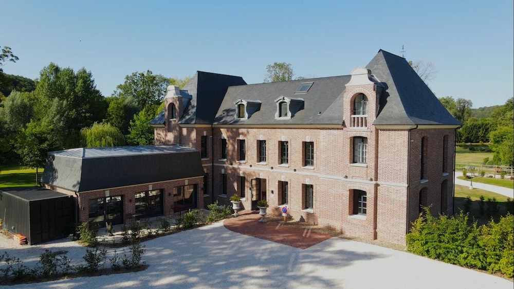 Evreux Vacations - Les Jardins de Josephine - Le Manoir - Property Image 1