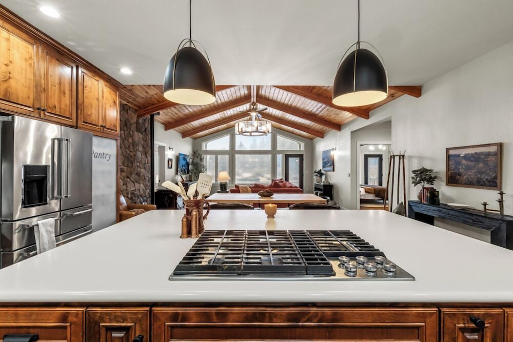 Chiloquin Ridge River Retreat
