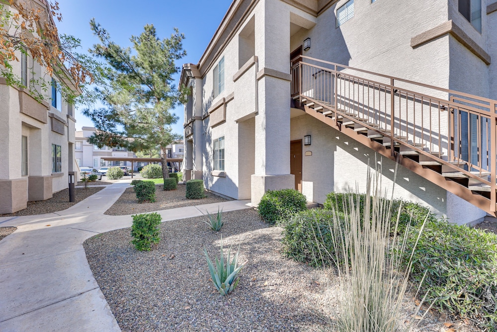 First-floor Condo w/ Pool Access in Mesa!