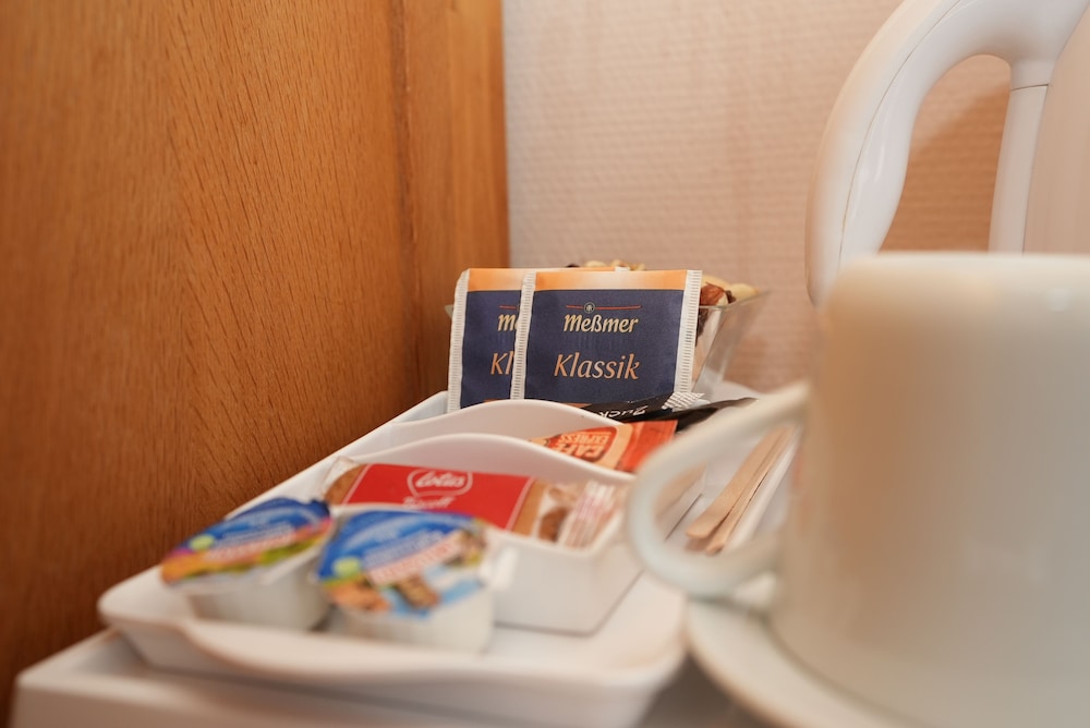 Frankfurt Vacations - Hotel Attache - Property Image 28