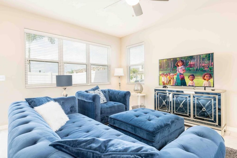 Super Chic-4 Bedroom Townhome IN Disney Area