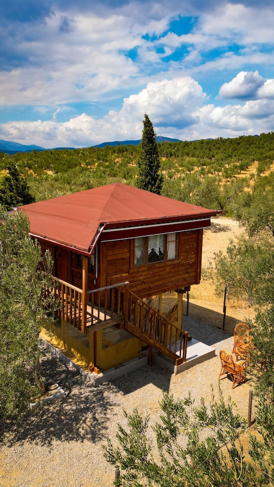 Oli Camping & Bungalows