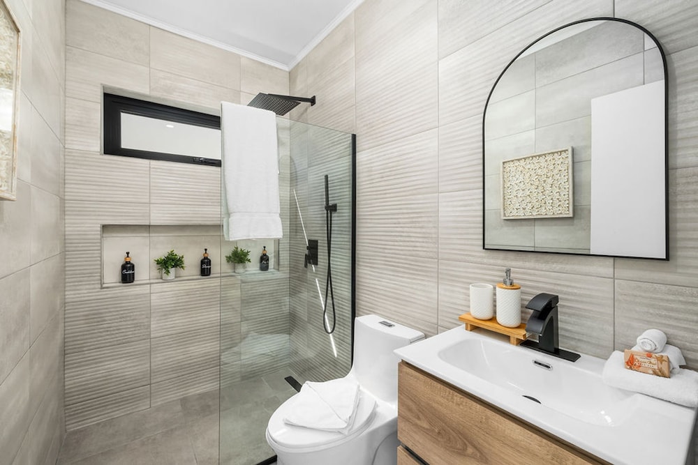 La Perla 2br2ba Home w Private Pool Patio BBQ