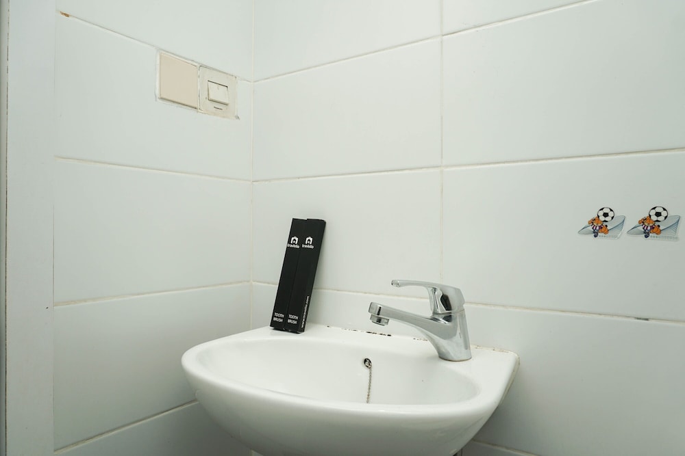 Relax 1BR Apartment at Menteng Square view 3
