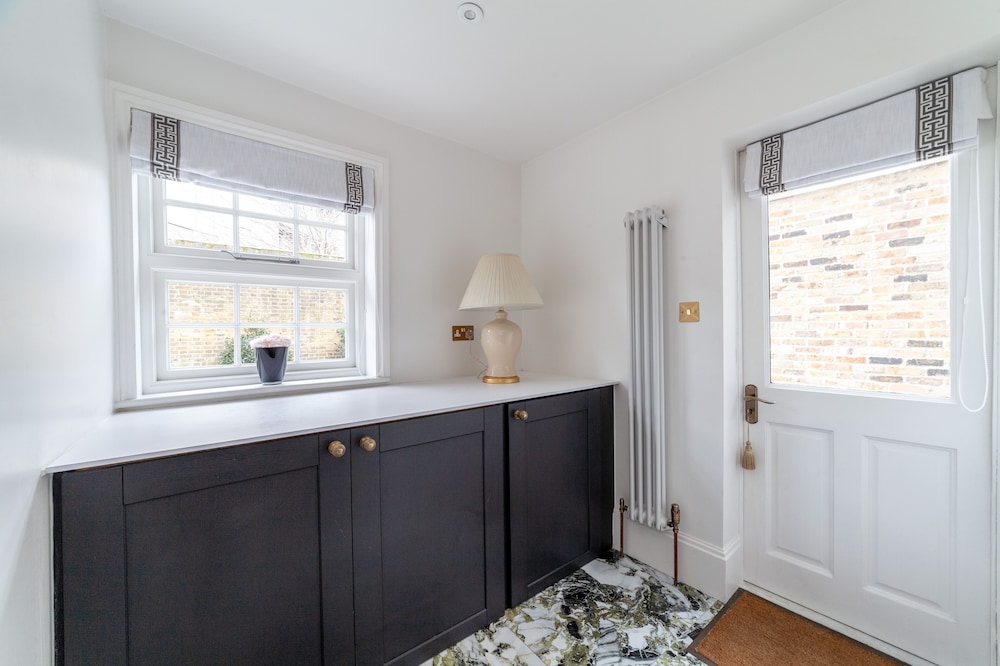 Modern & Stylish House in Deptford