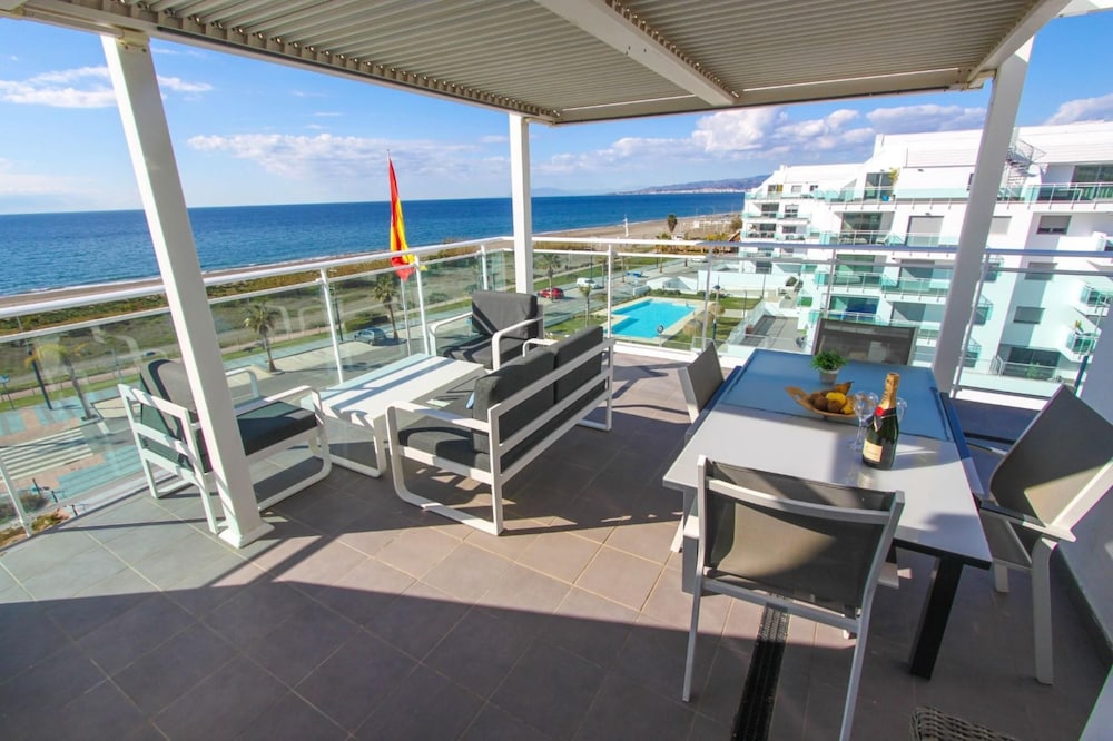 Atico Dunas Beach by At Home Costa del Sol