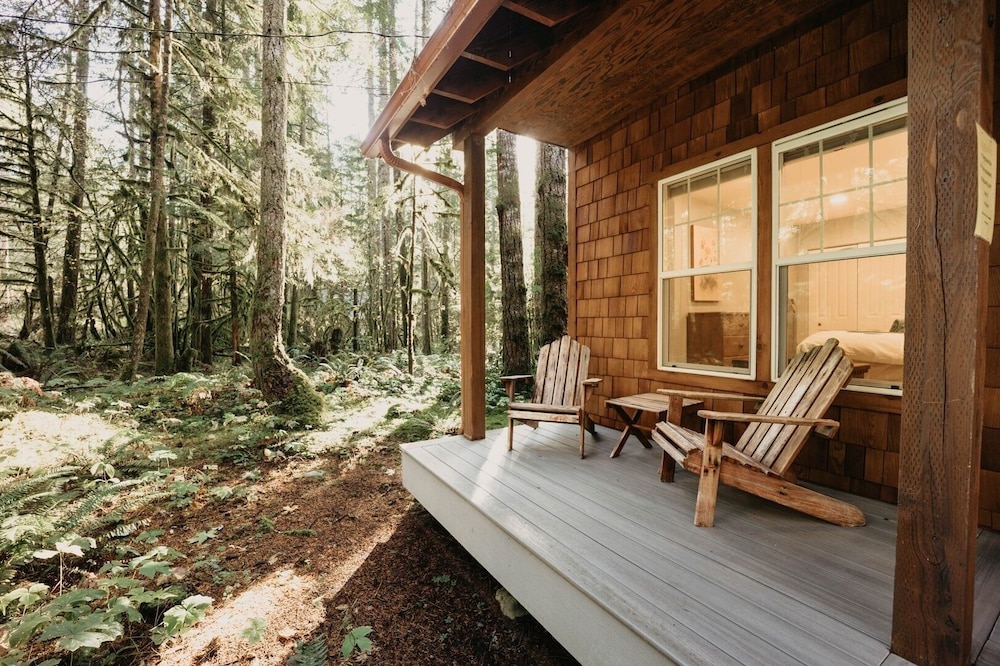 12gs - Bbq - Wifi - Dishwasher - Sleeps 4 2 Bedroom Home by RedAwning