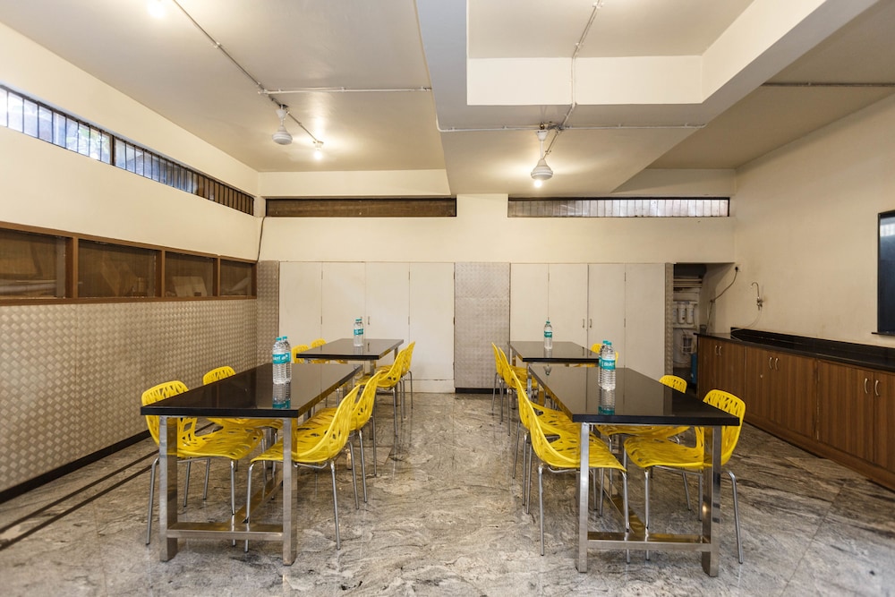 meeting & event spaces