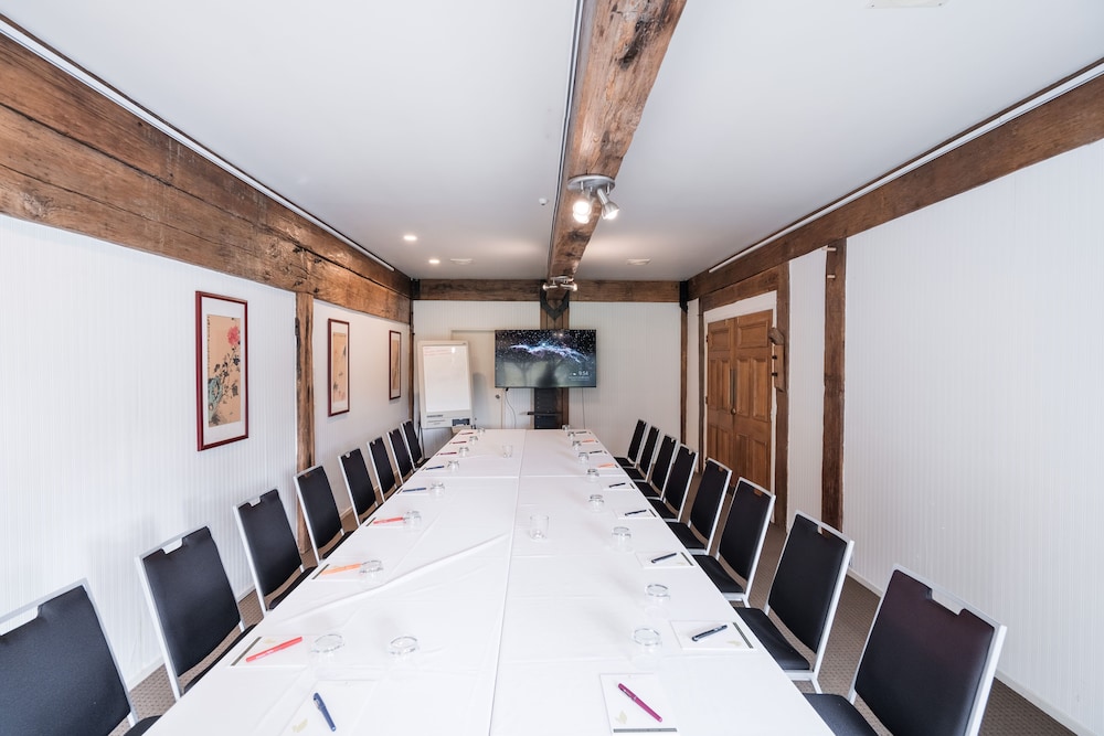 meeting & event spaces