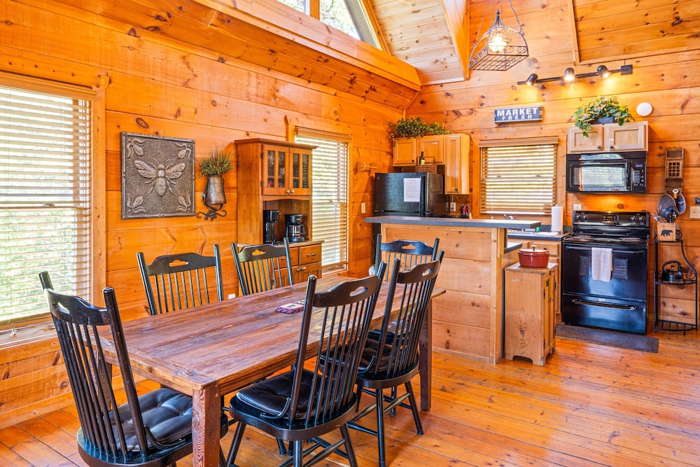 Firefly Lodge 1 Bedroom Cabin
