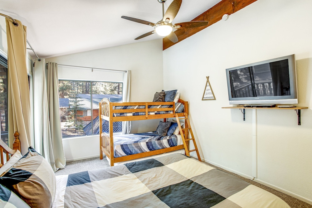 Summit Hideaway #445
