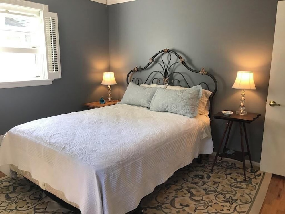 Henlopen Avenue 64
