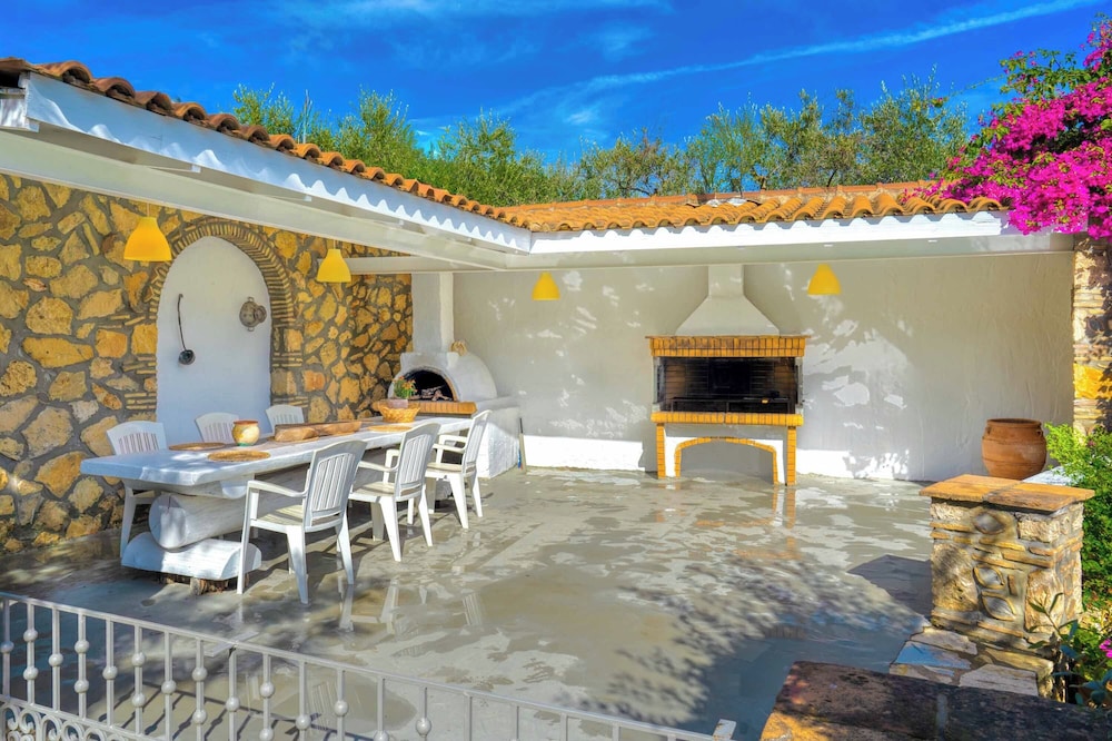 Villa Archontiko