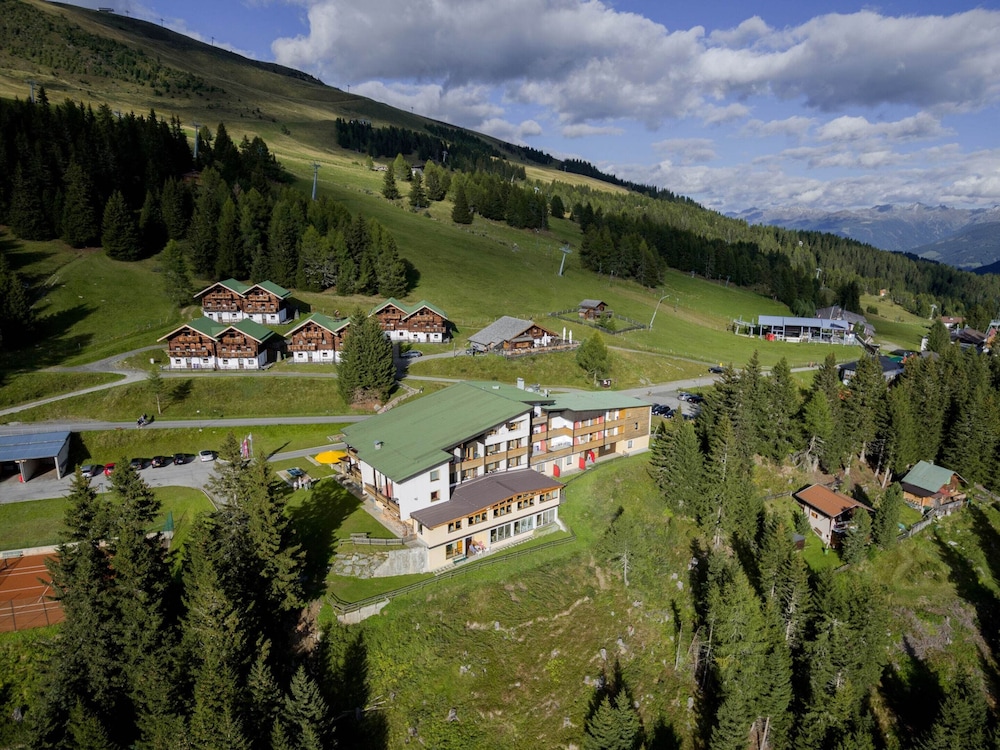 Chalet on Zettersfeld With Dolomite Views