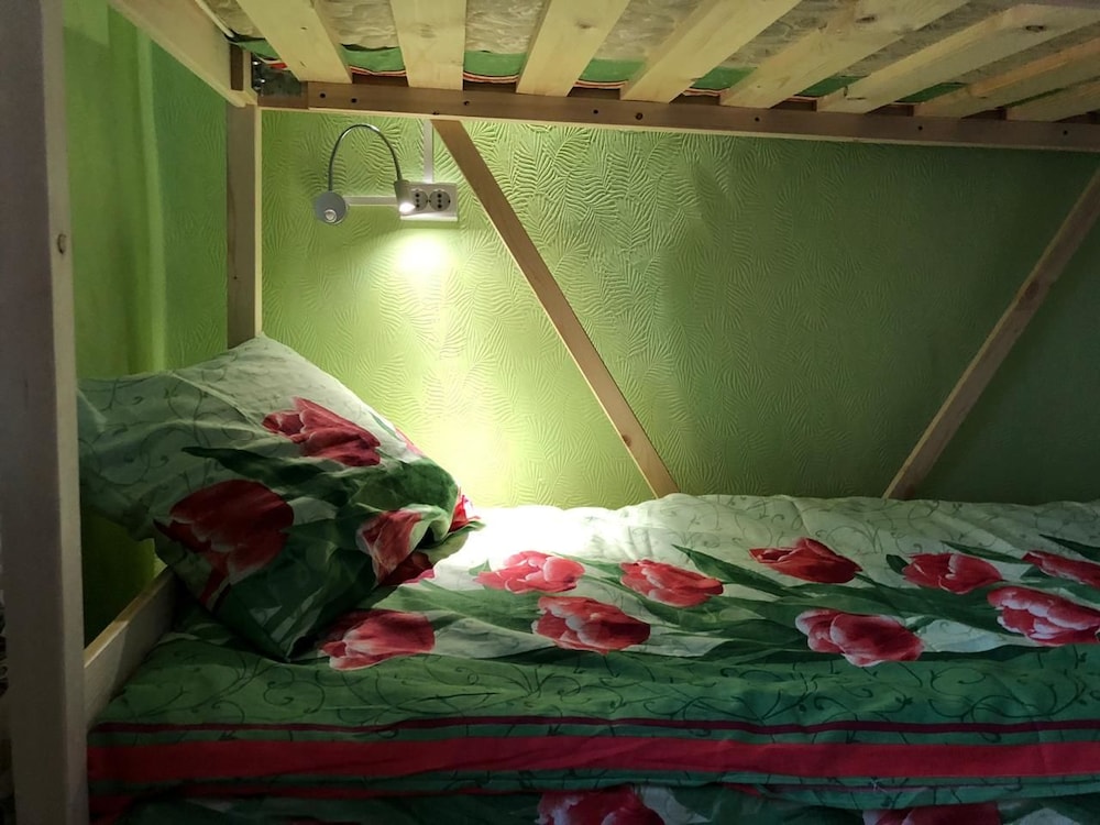 HotelHot Baumanskaya - Hostel
