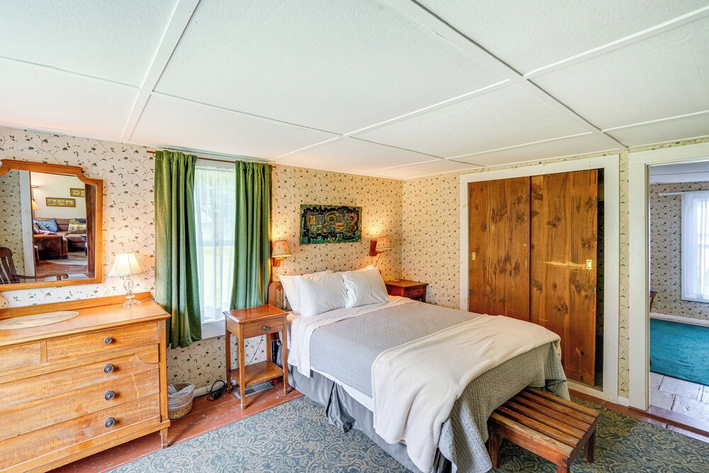 Hawley Home w/ Deck & Mtn Views: Swim, Ski & More!