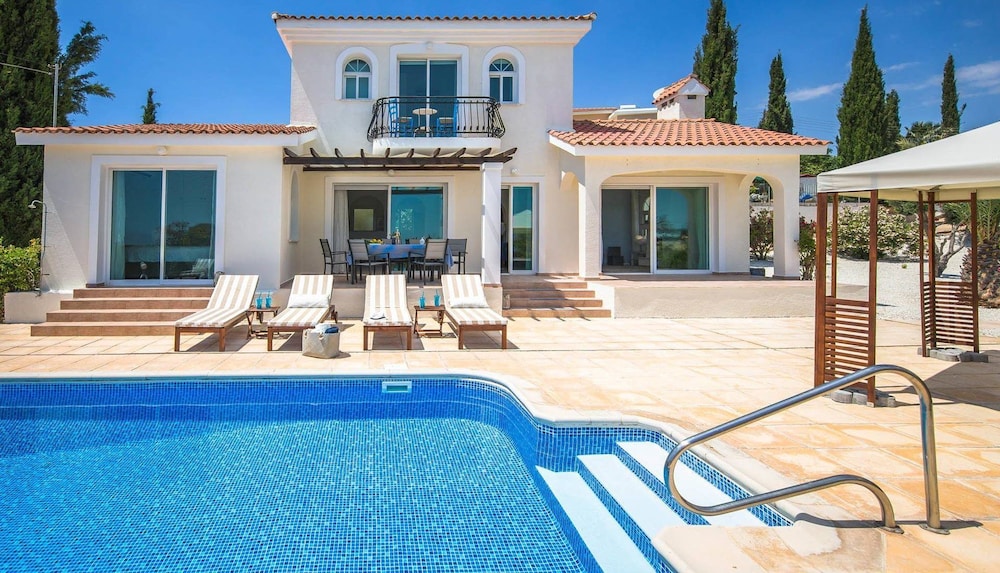 Villa Luna