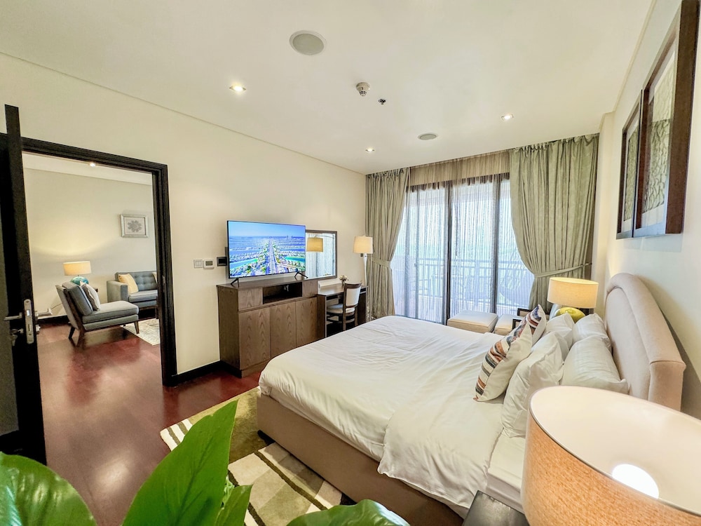 Resort Apartments - Royal Amwaj South