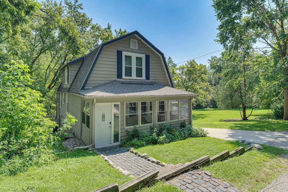 Lake Geneva Family Gem w/ Fenced Dog Run!