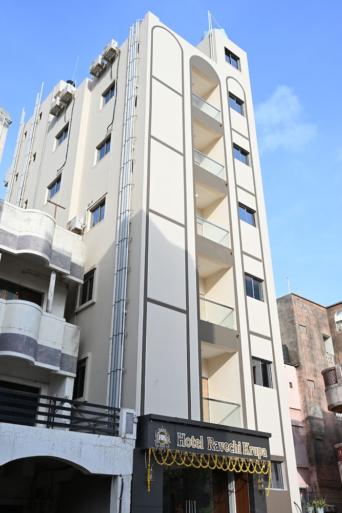 Ravechi Krupa Hotel