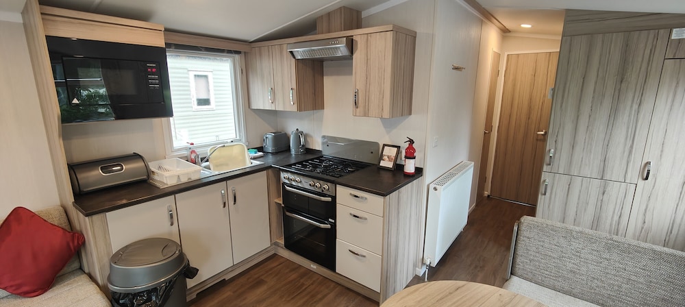 Aberdunant Caravans Direct