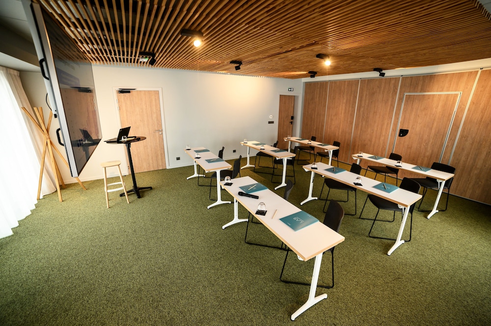 Montpellier Vacations - Hotel Belaroia - Property Image 15