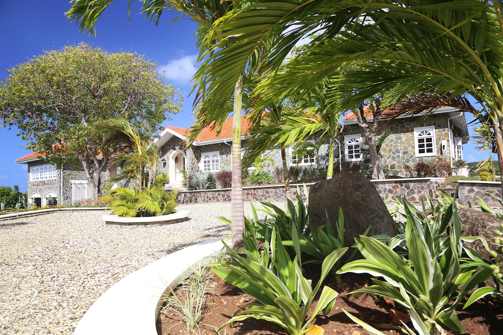 Villa Atlantis