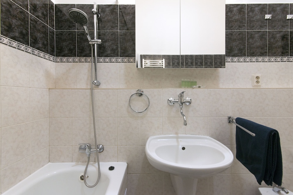 Central 3 Bedroom Home near National Museum
