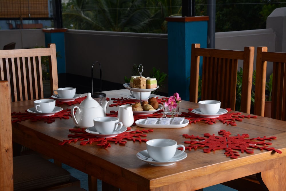 Monsoon Suites