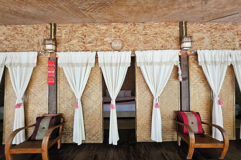 Mae Mae Home