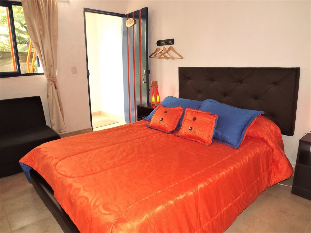 Hostal El Zorzal