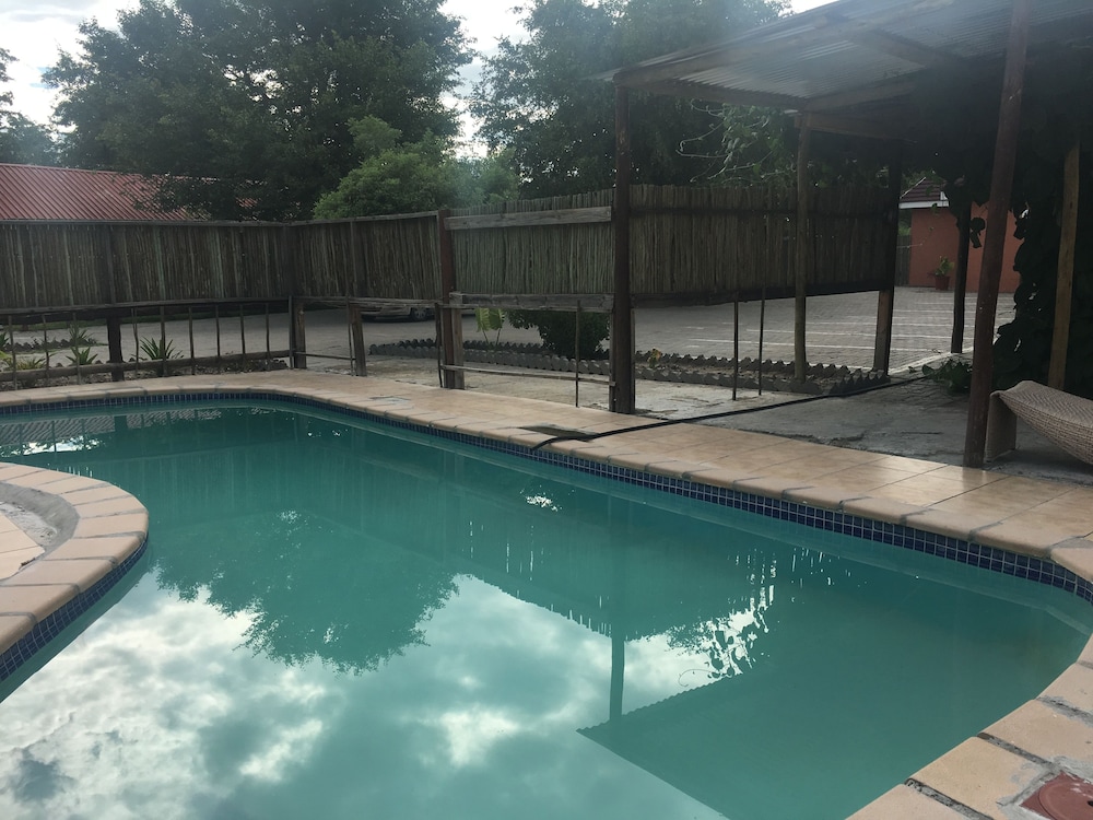 Luxury Wild Inn