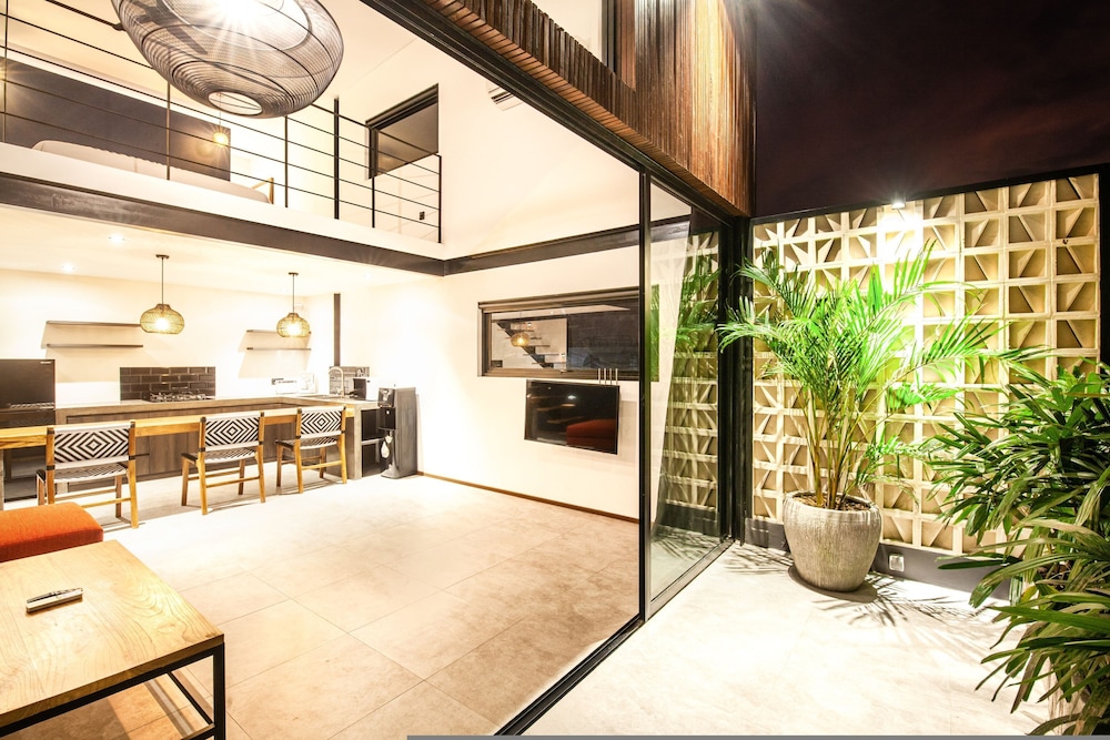 Loft 1 App in Pererenan