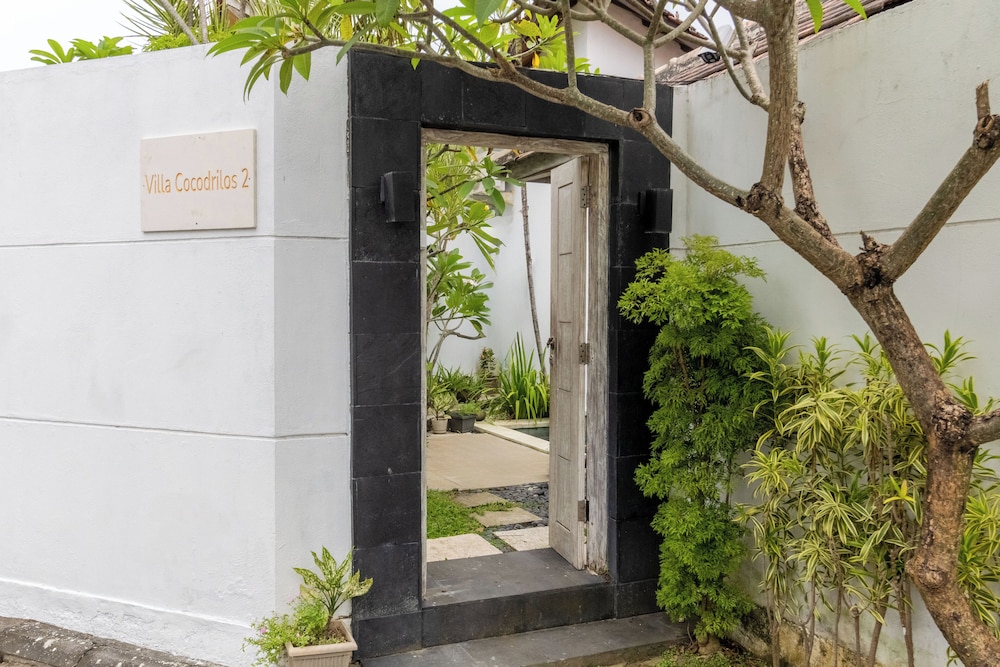 Villa Cocodrilos 2 by Pertama Management