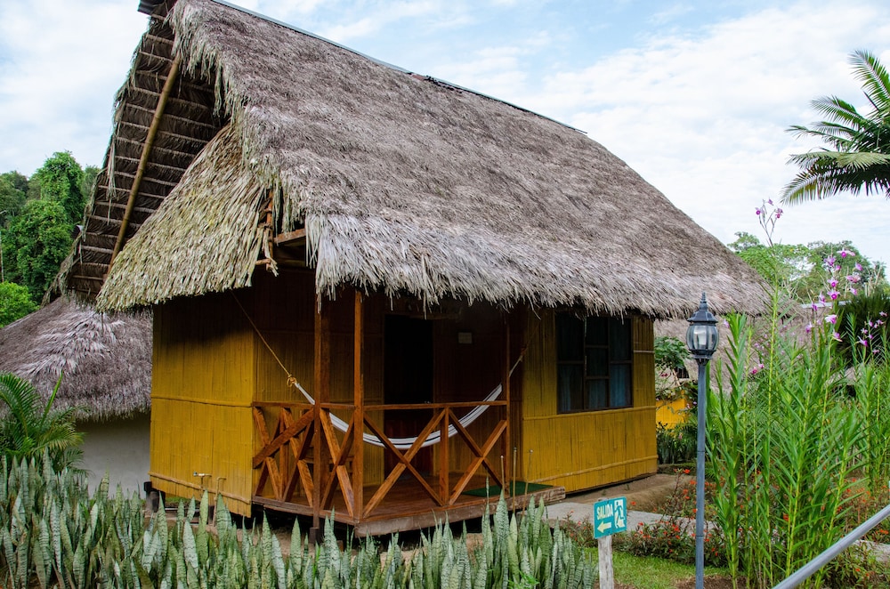 YARINA Eco Lodge