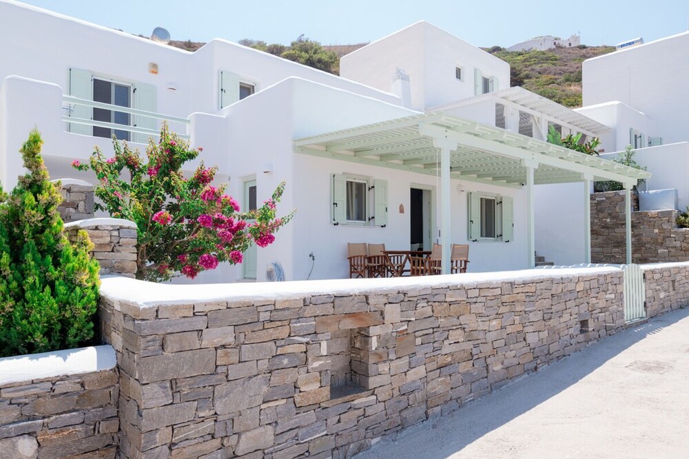 Fairytale House Seaview and Sunset -island Living-