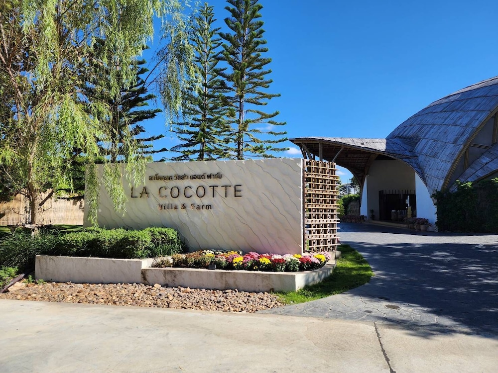 Hotel La Cocotte Villa & Farm Khao Yai - Image 1